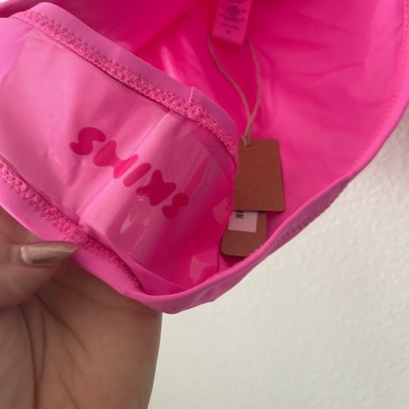 NWT-SKIMS Swim Thong COLOR Taffy Hot Pink  SIZE 3XL/ - Picture 3 of 5